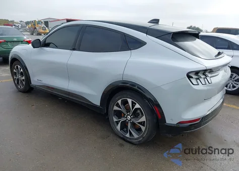 2021 Ford Mustang Mach-E Premium z USA, uszkodzony, nr VIN 3FMTK3RMXMMA27252